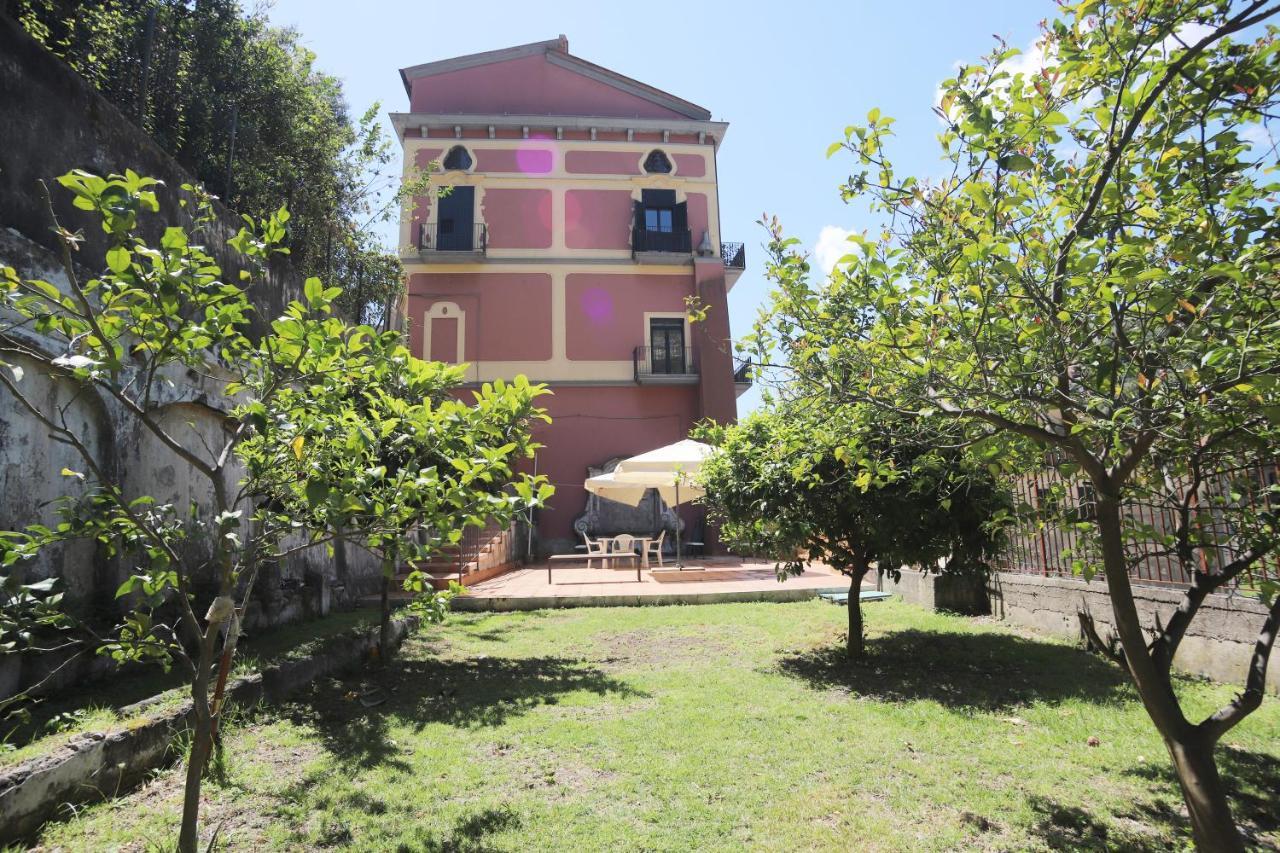 Vila Palazzo Pellegrino Vietri Exteriér fotografie